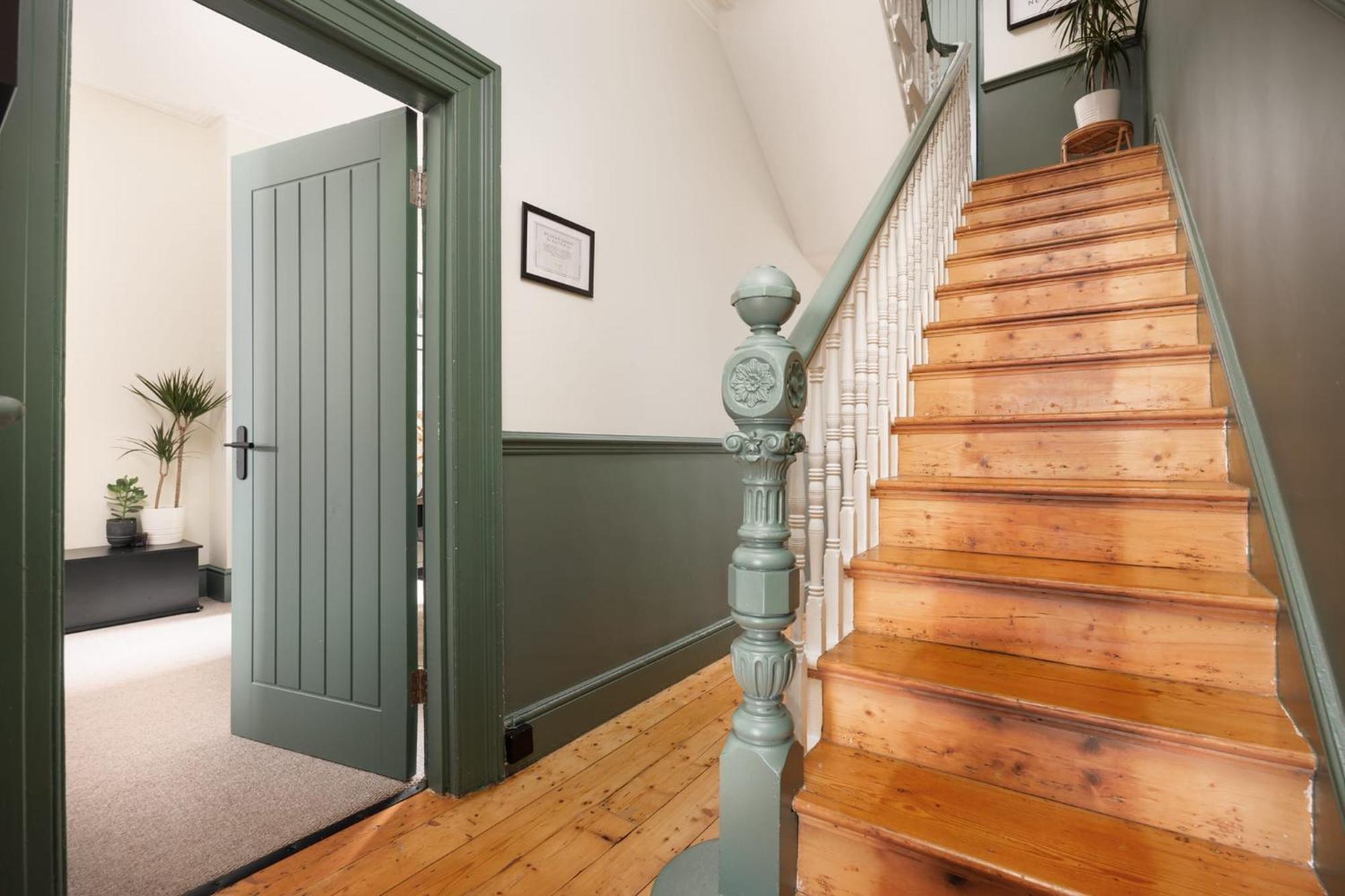 New Luxury For 2024 - Central Plymouth House - Sleeps 10 - Access To Plymouth Town - Close To The Barbican - Pets Welcome - Parking Available - By Luxe Living By Sophia Екстер'єр фото