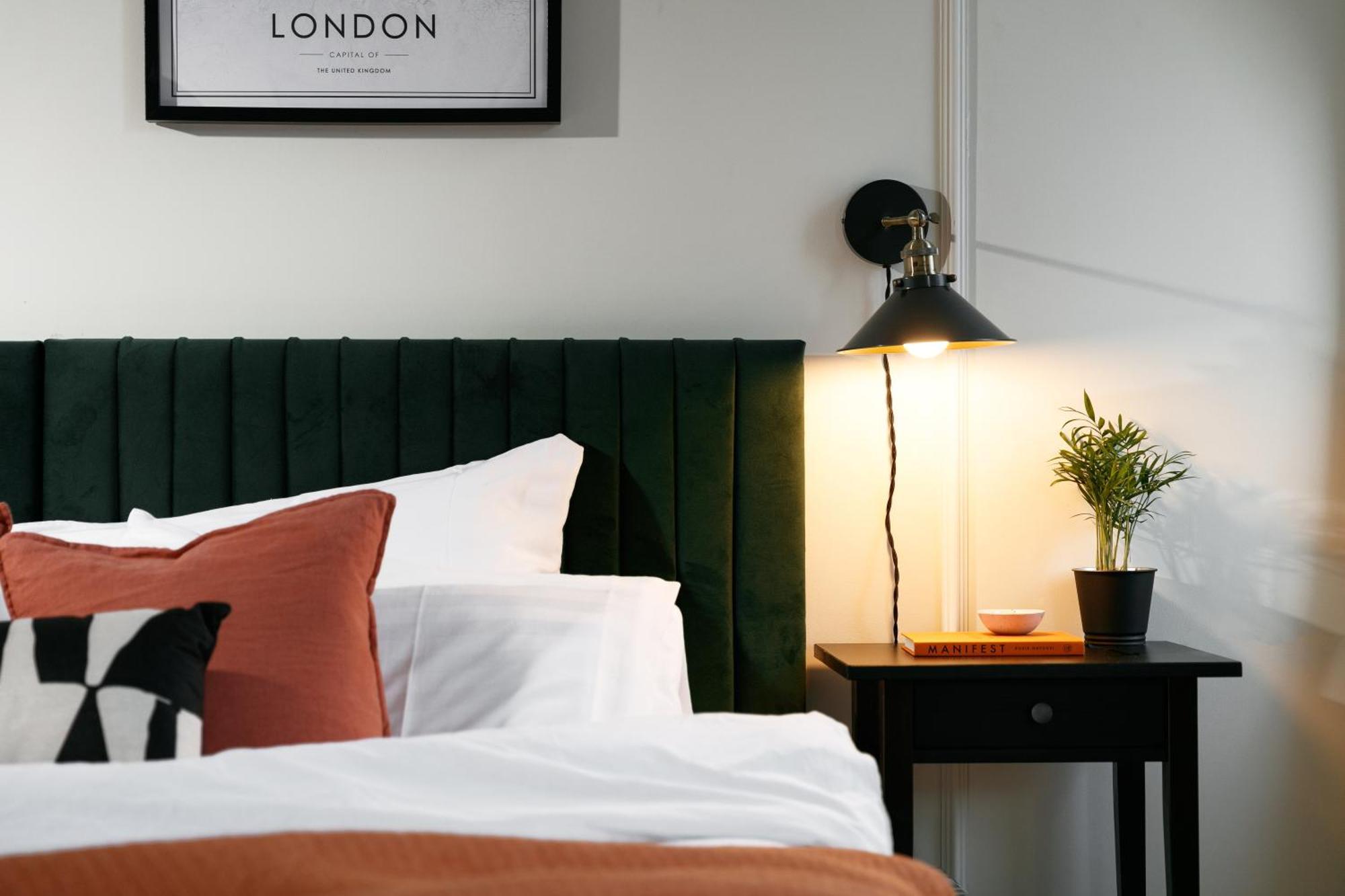 New Luxury For 2024 - Central Plymouth House - Sleeps 10 - Access To Plymouth Town - Close To The Barbican - Pets Welcome - Parking Available - By Luxe Living By Sophia Екстер'єр фото